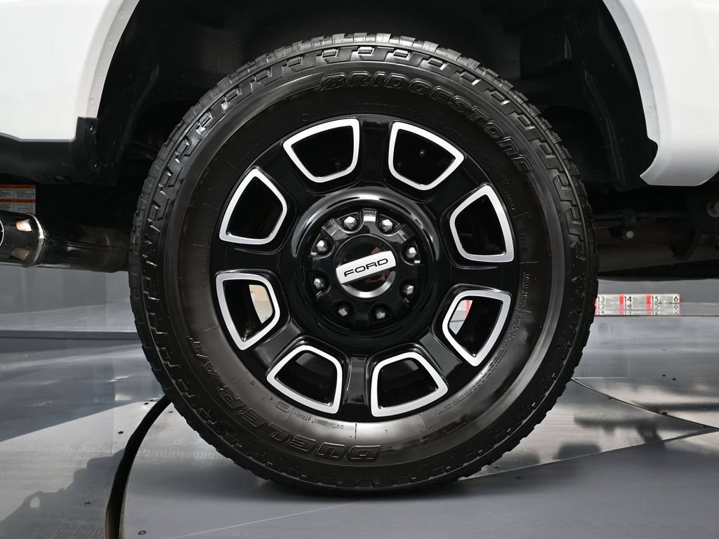 Used 2025 Ford F250 Platinum AWD/4WD image 11