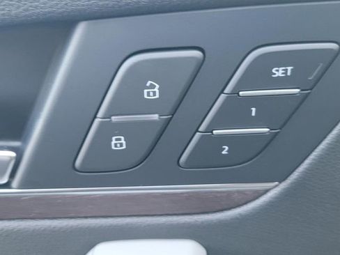 Used 2022 Audi Q5 2.0T Premium Plus w/ Premium Plus Package image 30