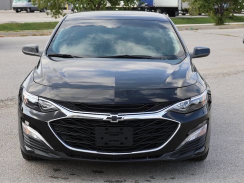 Used 2024 Chevrolet Malibu RS image 2