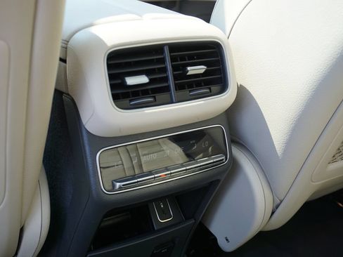 Certified 2020 Mercedes-Benz GLS 450 4MATIC image 23
