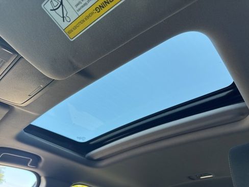 Used 2019 Honda CR-V EX image 16