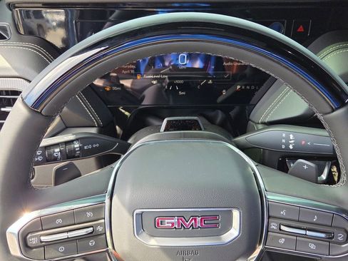 New 2026 GMC Yukon Elevation w/ Elevation Premium Package RWD image 22