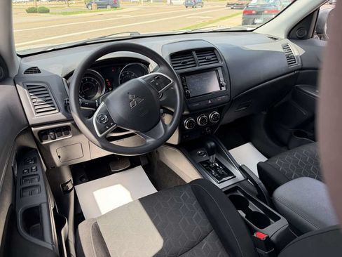 Used 2022 Mitsubishi Outlander Sport ES AWD/4WD image 12