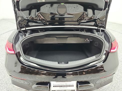 Used 2025 Mercedes-Benz CLE 300 4MATIC Cabriolet image 21