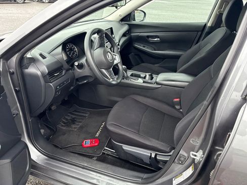 Used 2023 Nissan Sentra S FWD image 4