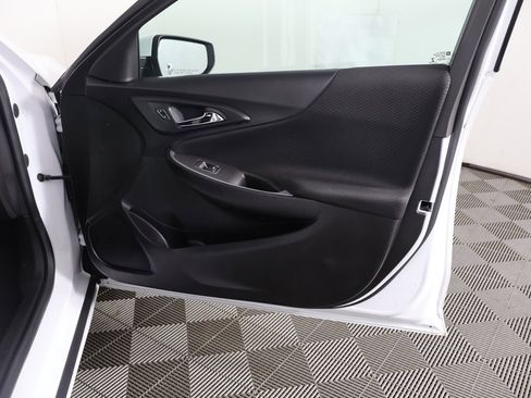 Used 2024 Chevrolet Malibu LS image 19