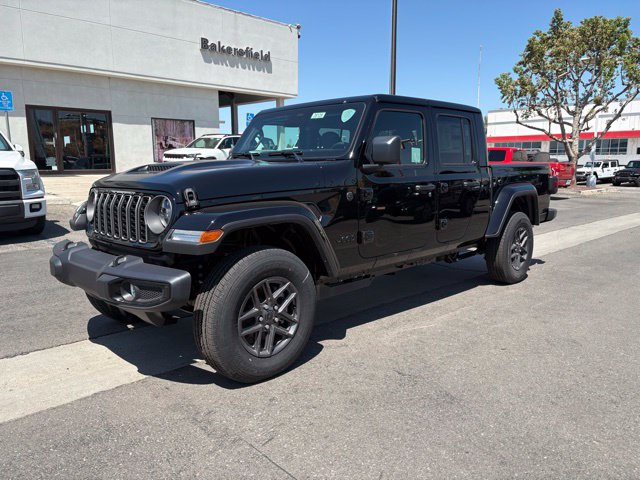 New 2026 Jeep Gladiator Sport AWD/4WD image 3