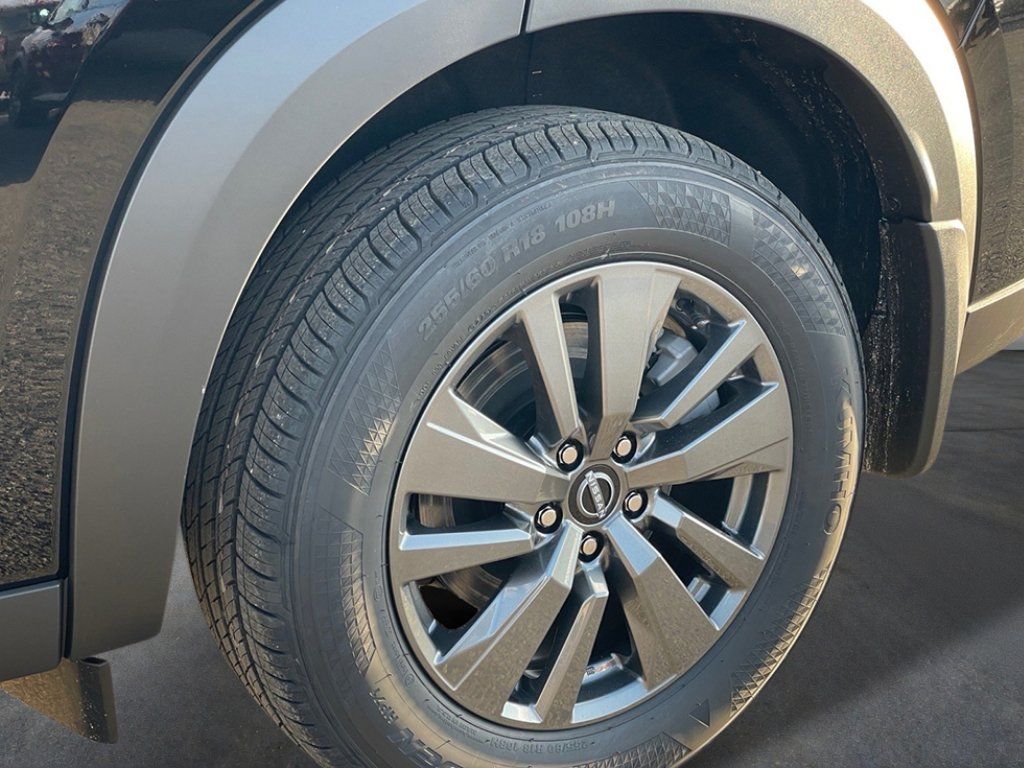 New 2026 Nissan Pathfinder SV FWD image 9
