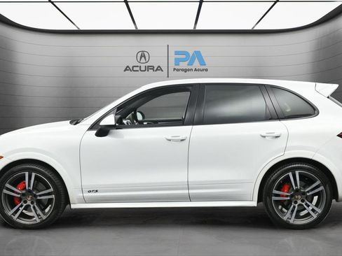 Used 2014 Porsche Cayenne GTS image 2