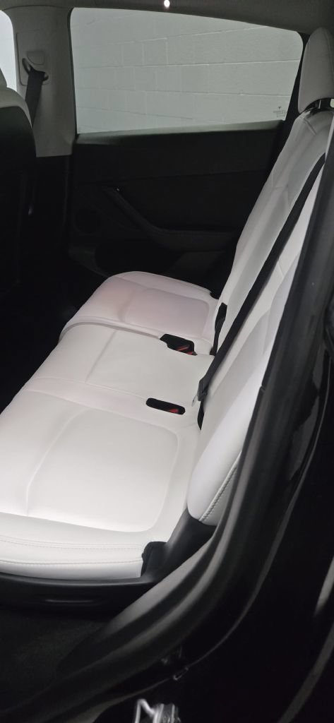 Used 2023 Tesla Model Y AWD image 10