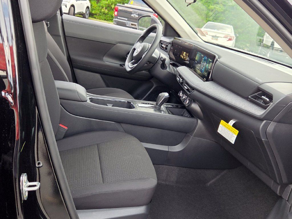 New 2027 Nissan Kicks S FWD image 15