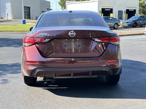 Used 2025 Nissan Sentra SV FWD image 10