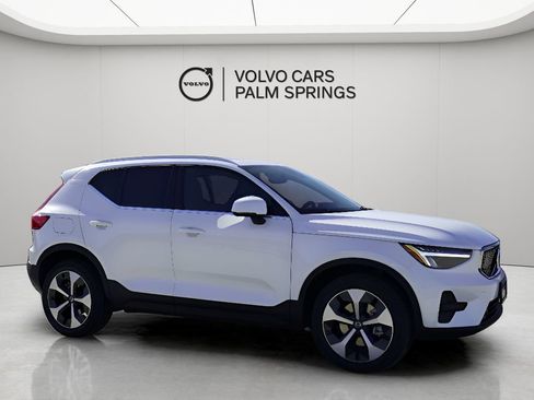New 2025 Volvo XC40 B5 Core w/ Protection Package Premier image 2