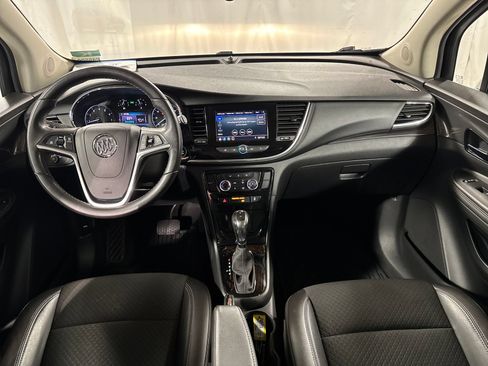 Used 2022 Buick Encore Preferred w/ Safety Package AWD/4WD image 4