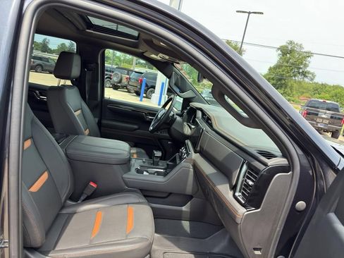 Used 2023 GMC Sierra 1500 AT4 w/ AT4 Preferred Package image 15