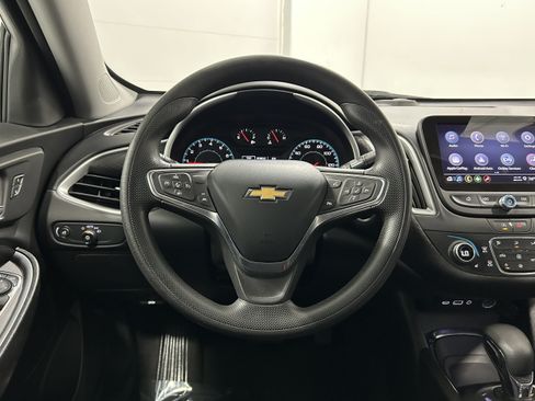 Used 2024 Chevrolet Malibu LT FWD image 13