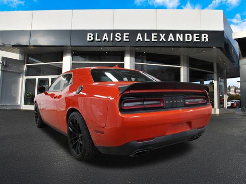 Used 2022 Dodge Challenger R/T Scat Pack w/ 1320 Drag Pack RWD image 8