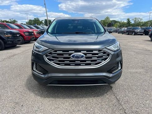 Certified 2020 Ford Edge SEL w/ Convenience Package AWD/4WD image 2