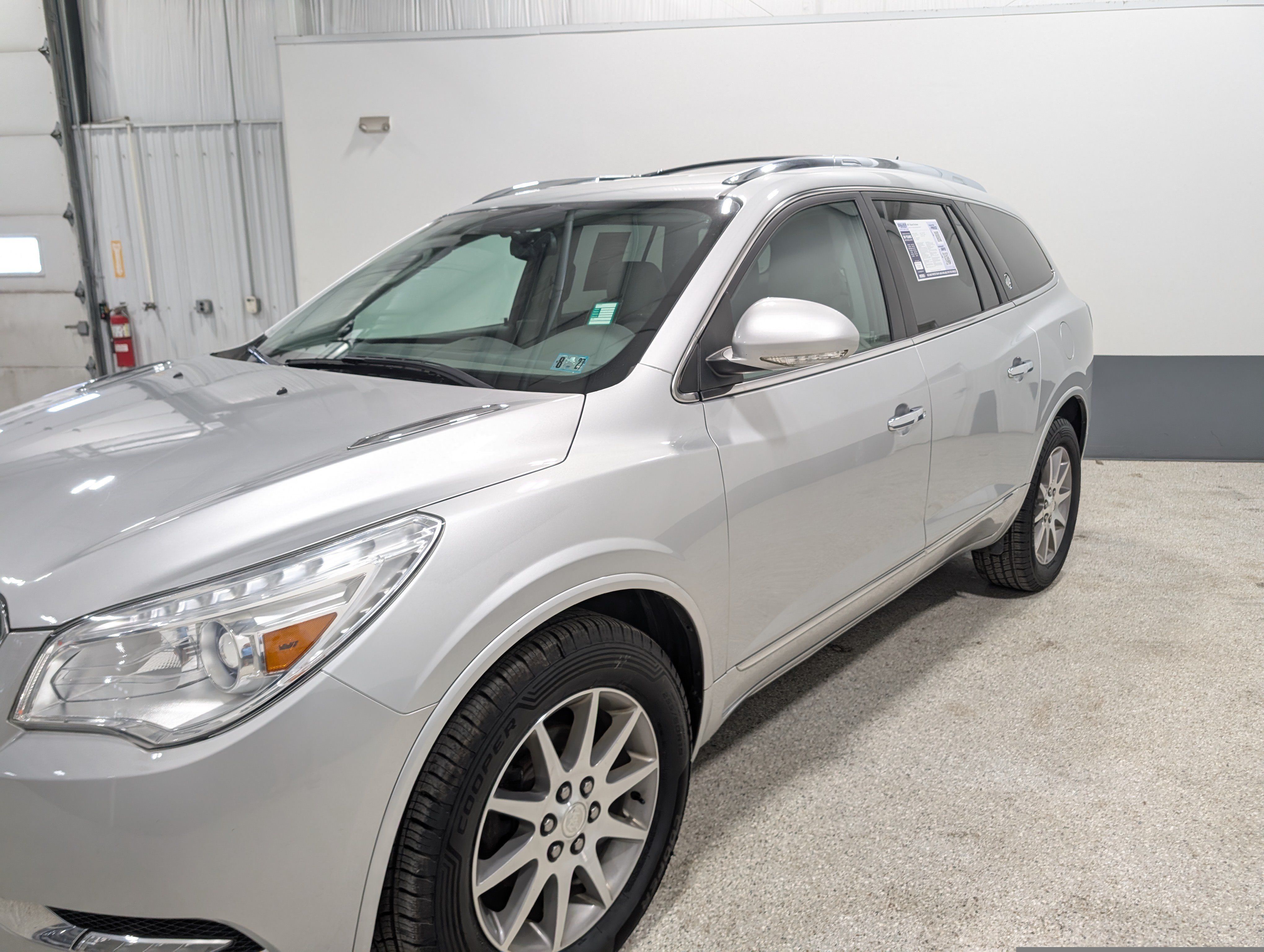 Used 2017 Buick Enclave Leather w/ Trailering Package AWD/4WD image 7