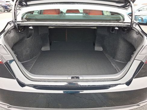 New 2026 Toyota Camry SE w/ Convenience Package FWD image 10