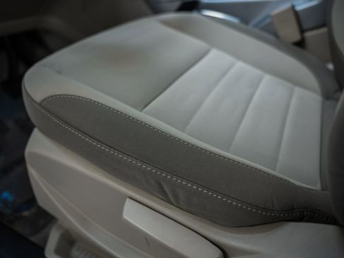 Used 2013 Ford C-MAX SE image 40