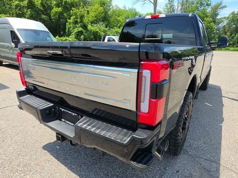 Used 2024 Ford F350 Platinum AWD/4WD image 8