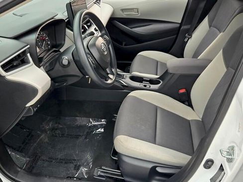 Used 2024 Toyota Corolla LE FWD image 10