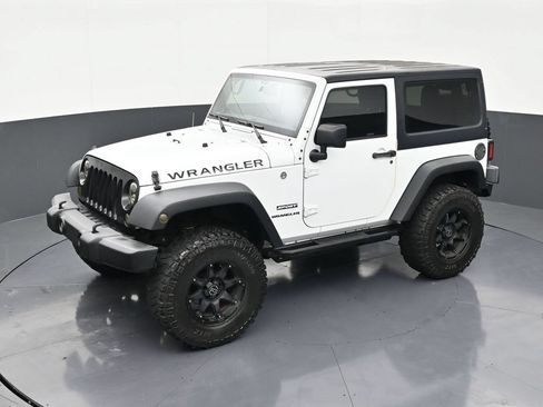 Used 2017 Jeep Wrangler Sport w/ Quick Order Package 24S AWD/4WD image 12
