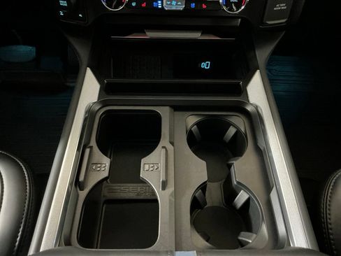 Used 2025 Ford F250 Platinum AWD/4WD image 13