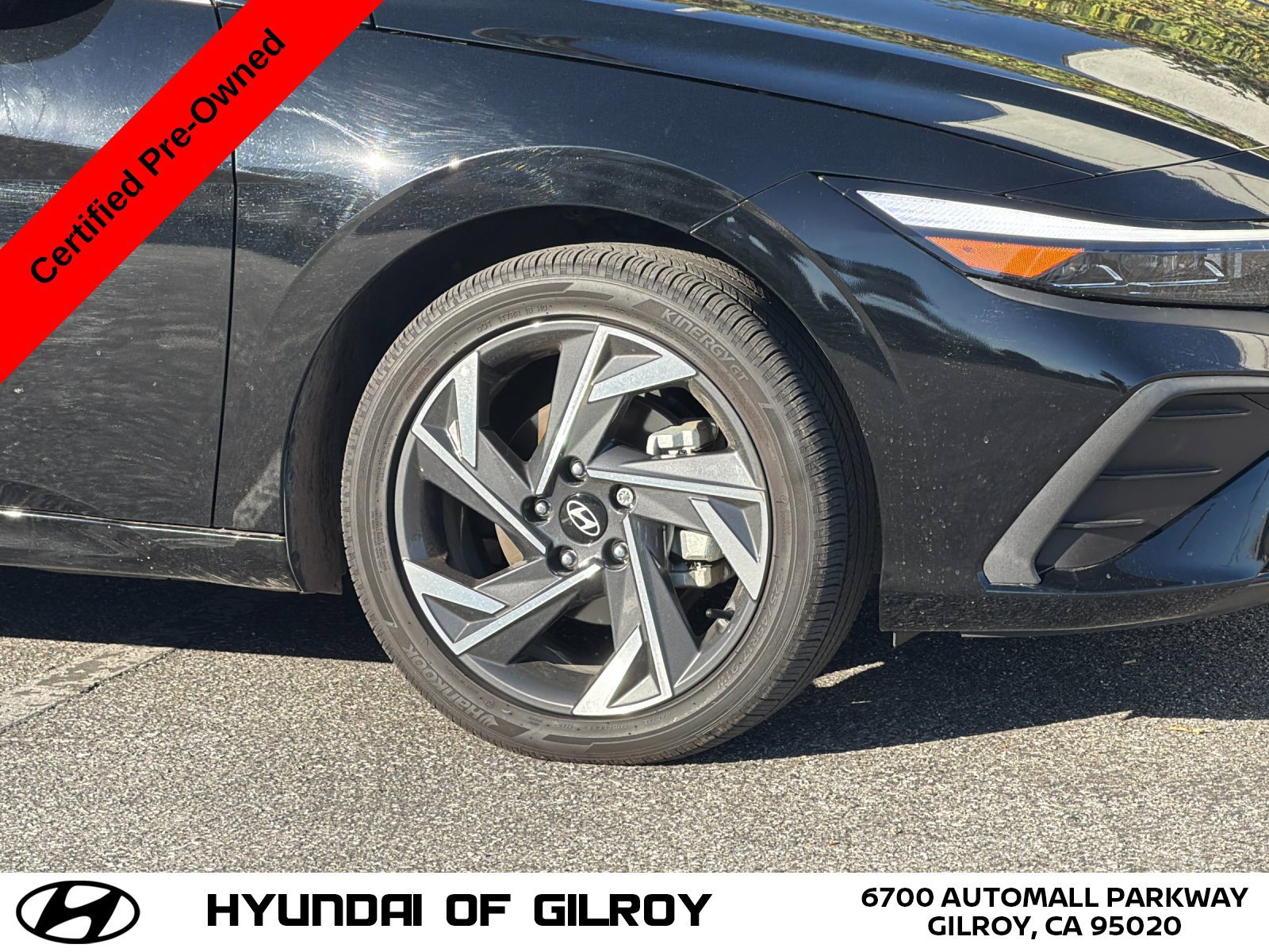 Certified 2025 Hyundai Elantra SEL FWD image 28