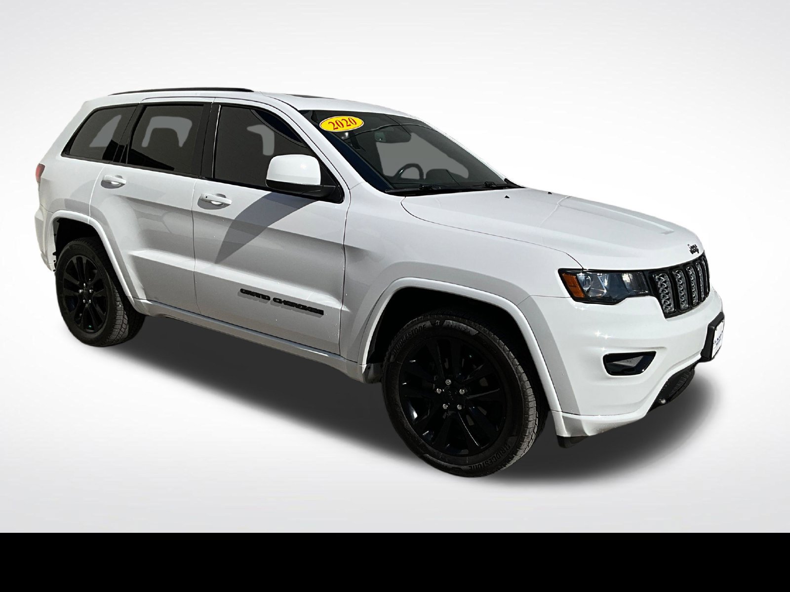 Used 2020 Jeep Grand Cherokee Altitude AWD/4WD image 8