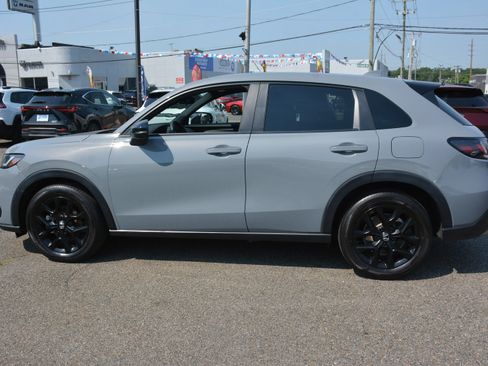 Certified 2024 Honda HR-V Sport image 2