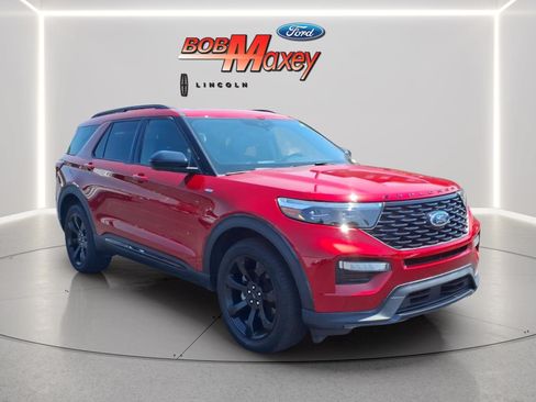 Used 2023 Ford Explorer ST-Line AWD/4WD image 3
