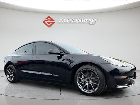 Used 2023 Tesla Model 3 Standard Range RWD image 10