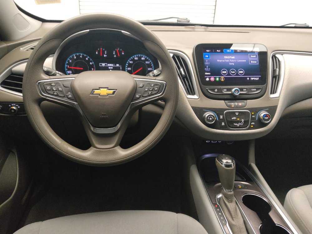Used 2020 Chevrolet Malibu LS w/ Driver Confidence Package II FWD image 22