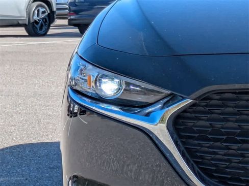 Used 2025 MAZDA MAZDA3 s image 9