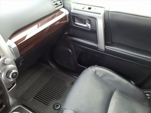 Used 2023 Toyota 4Runner Limited AWD/4WD image 37