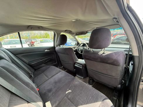 Used 2011 Honda Accord LX image 38