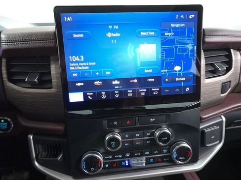 Certified 2024 Ford Expedition Limited image 11