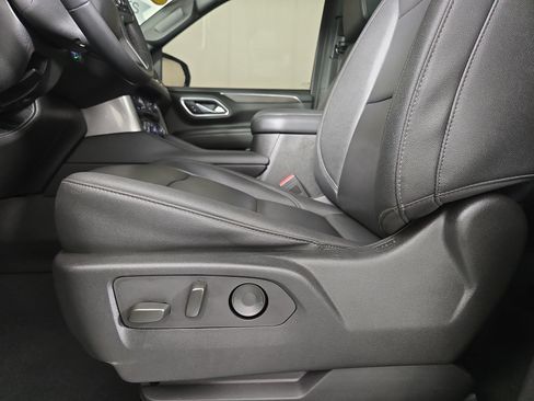 Certified 2023 Chevrolet Suburban Z71 AWD/4WD image 33