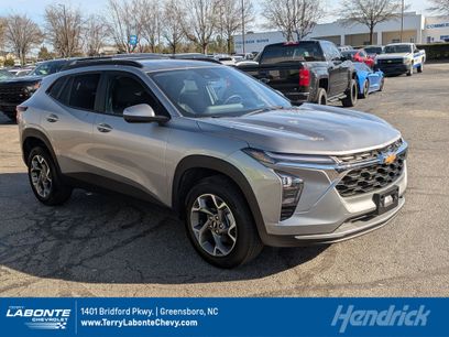 Certified 2025 Chevrolet Trax LT w/ LT Convenience Package