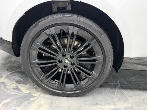 Used 2023 Land Rover Range Rover SE AWD/4WD image 8