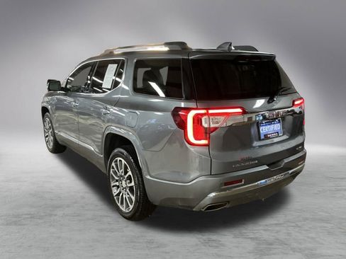 Used 2022 GMC Acadia Denali w/ Denali Technology Package image 3