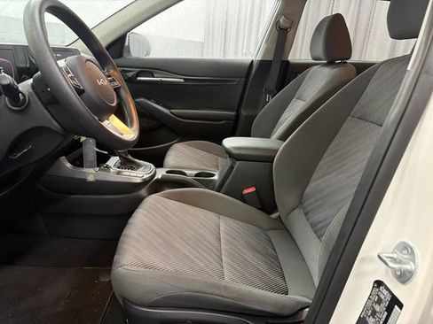 Used 2024 Kia Seltos LX AWD/4WD image 10