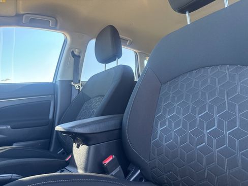 Used 2024 Mitsubishi Outlander Sport ES image 36