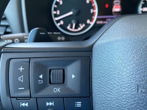 Certified 2025 Nissan Rogue S FWD image 29