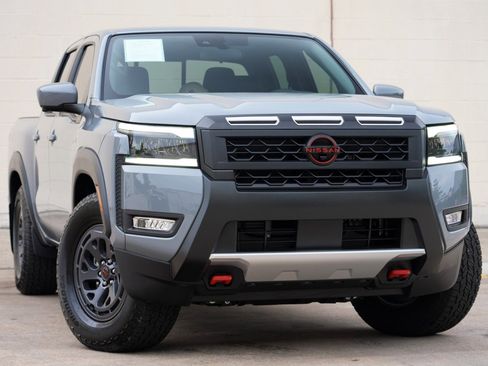 Used 2026 Nissan Frontier Pro-X w/ Pro-X Convenience Package RWD image 4