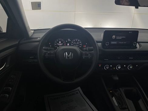 Used 2024 Honda Accord EX image 31