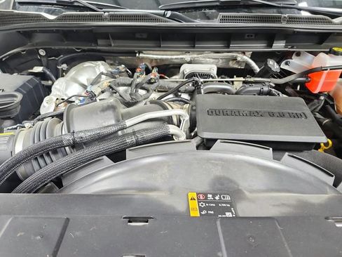 Used 2025 GMC Sierra 2500 SLT w/ SLT Convenience Package AWD/4WD image 17