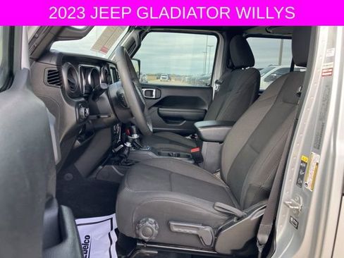Used 2023 Jeep Gladiator Willys image 23